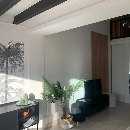 378 4 Pers Heliovillage *